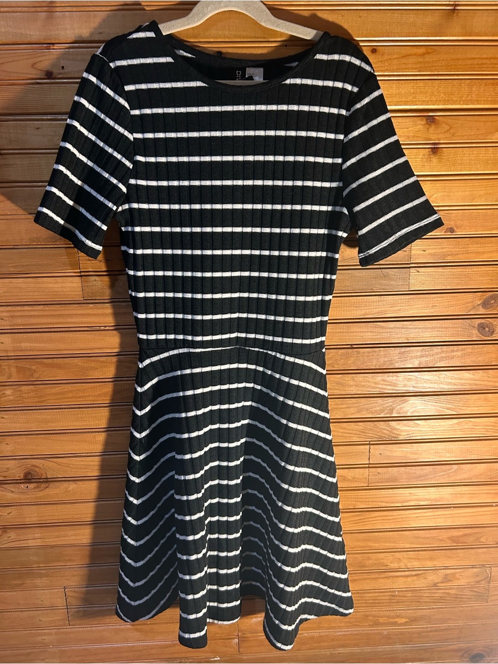 H&M Black and White Striped Short Sleeve Fit-and-Flare Dress